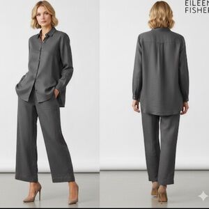 Eileen Fisher Organic Linen Classic Collar Shirt
Easy Fit, Long Length Size L